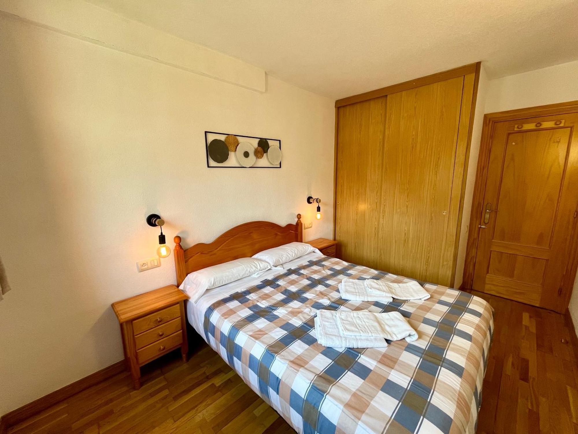 B13 - La Granja 2º - Villmor Apartment Benasque Luaran gambar