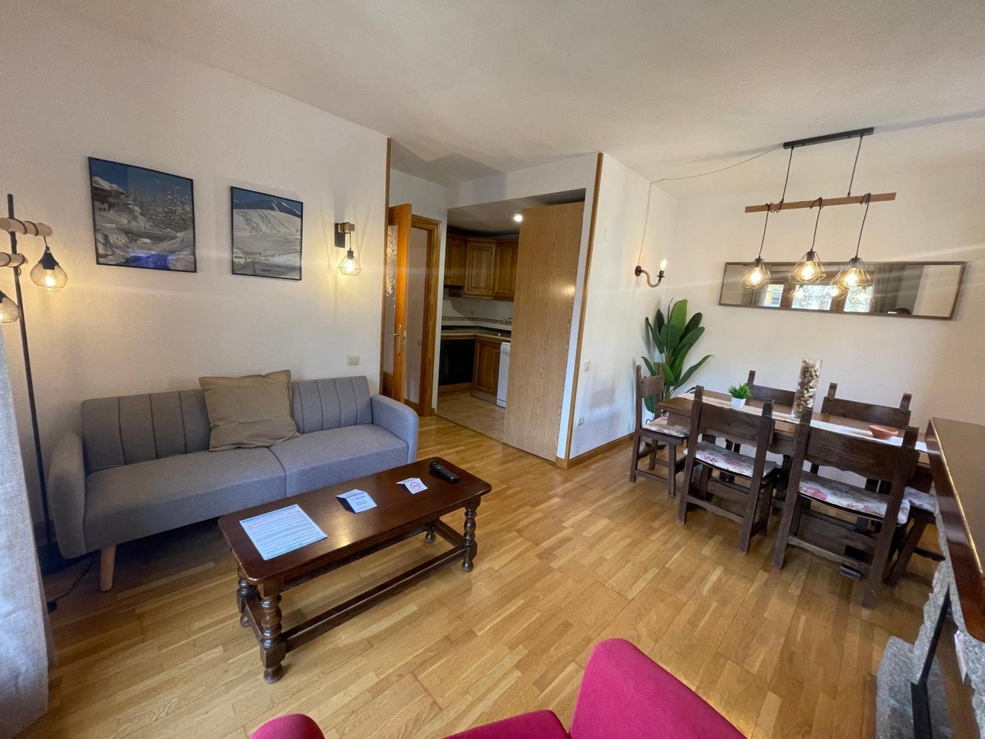 B13 - La Granja 2º - Villmor Apartment Benasque Luaran gambar