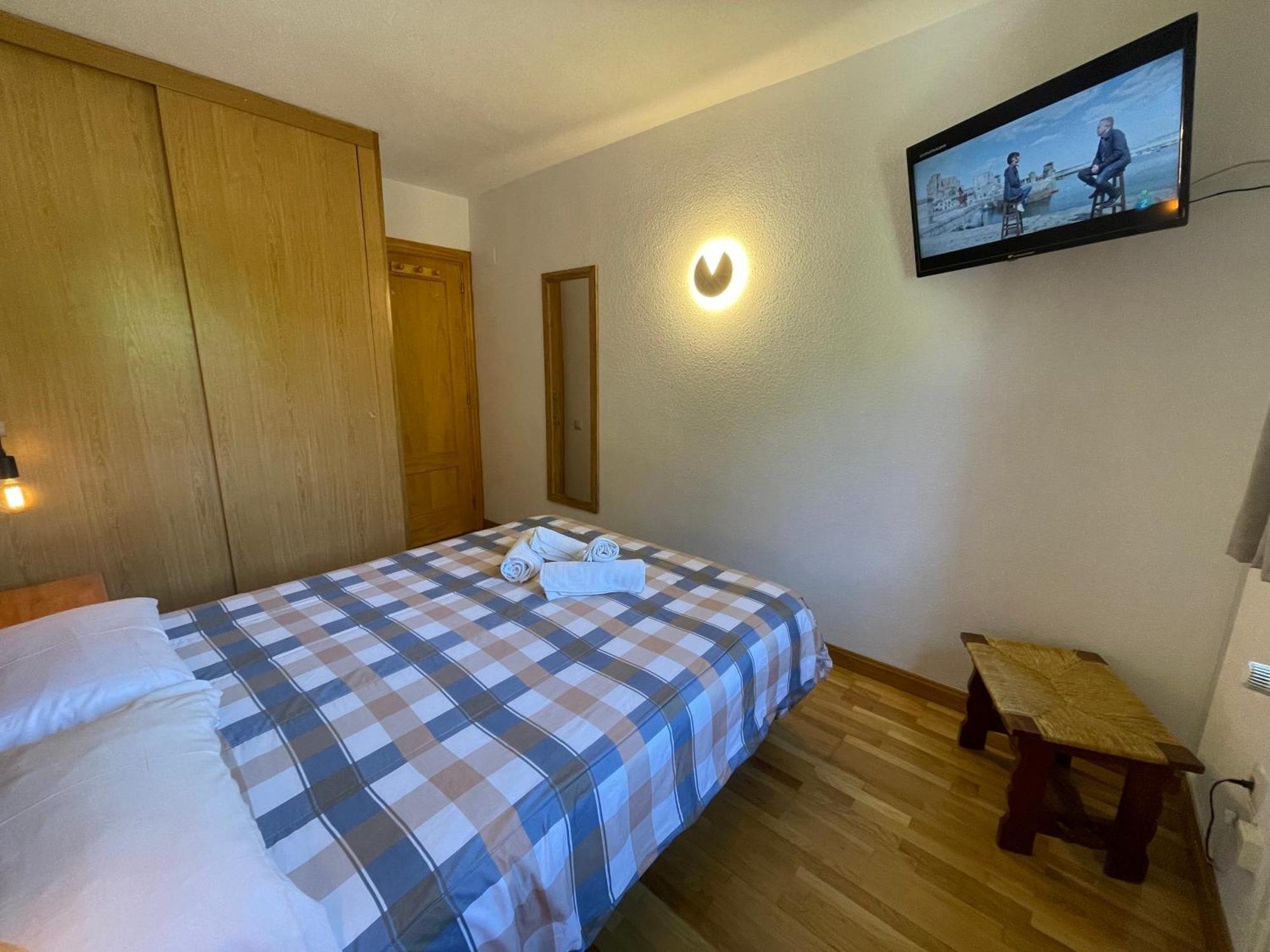 B13 - La Granja 2º - Villmor Apartment Benasque Luaran gambar